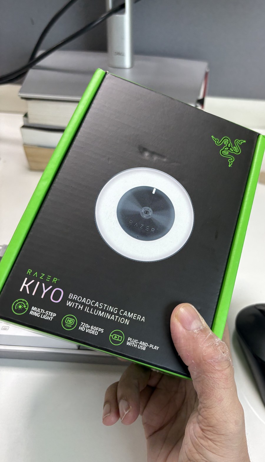 Razer Kiyo broadcasting camera