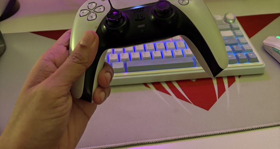 PS5 DualSense controller